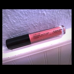 Caitlin extreme Matt velvet lip